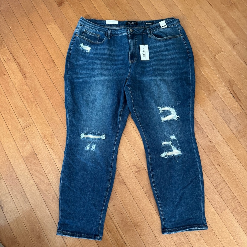 NWT JUDY BLUE Size 24W Thermal Patch Mid Rise Jeans - Style 88306 Boyfriend Fit
